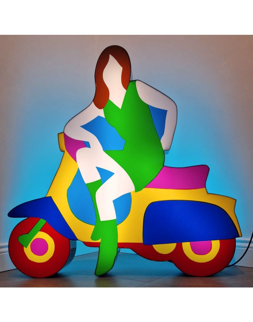 Pin up in vespa (Sculpture lumineuse)