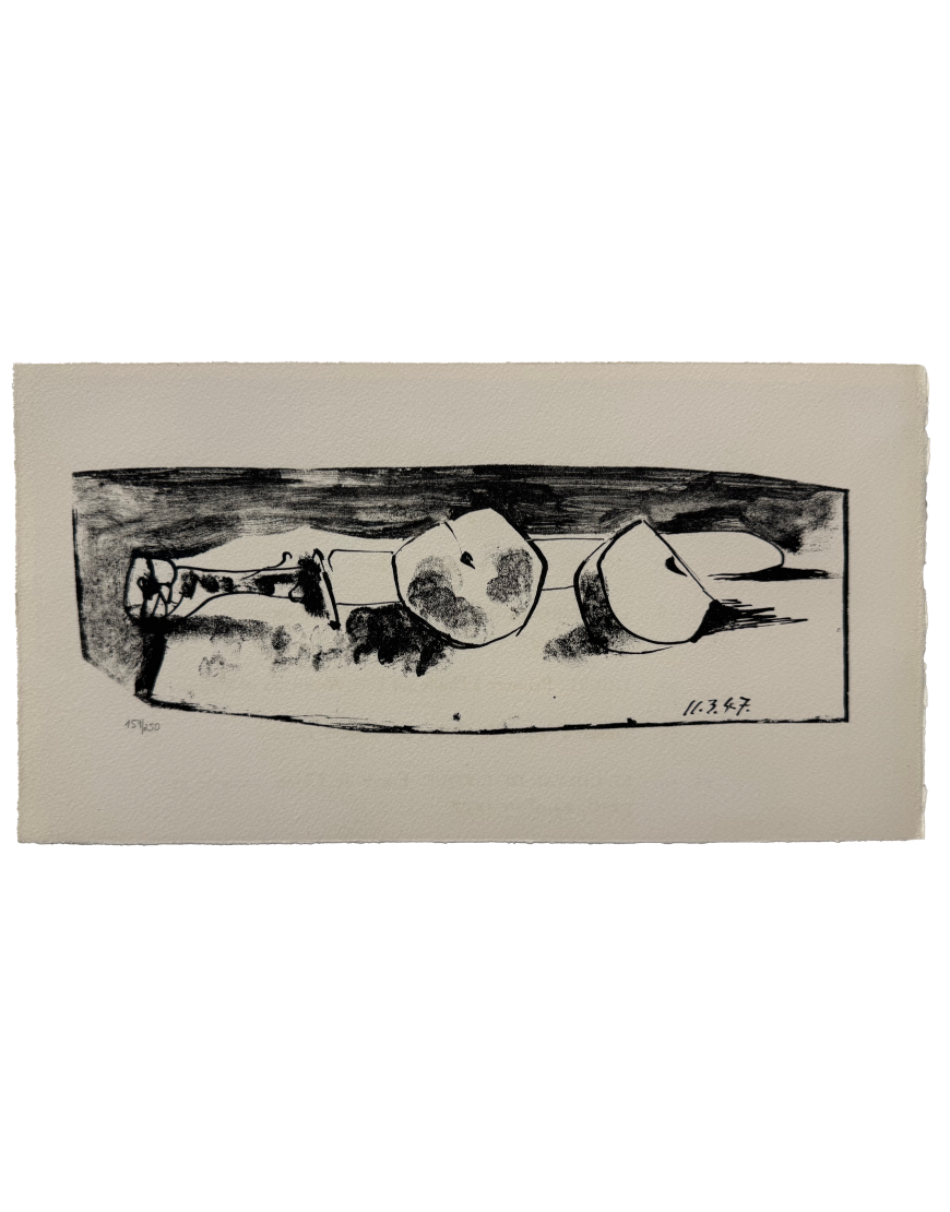 The cauteau and the apple