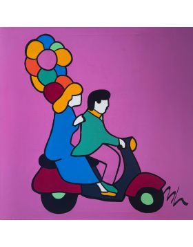 Coppia in vespa con palloncini