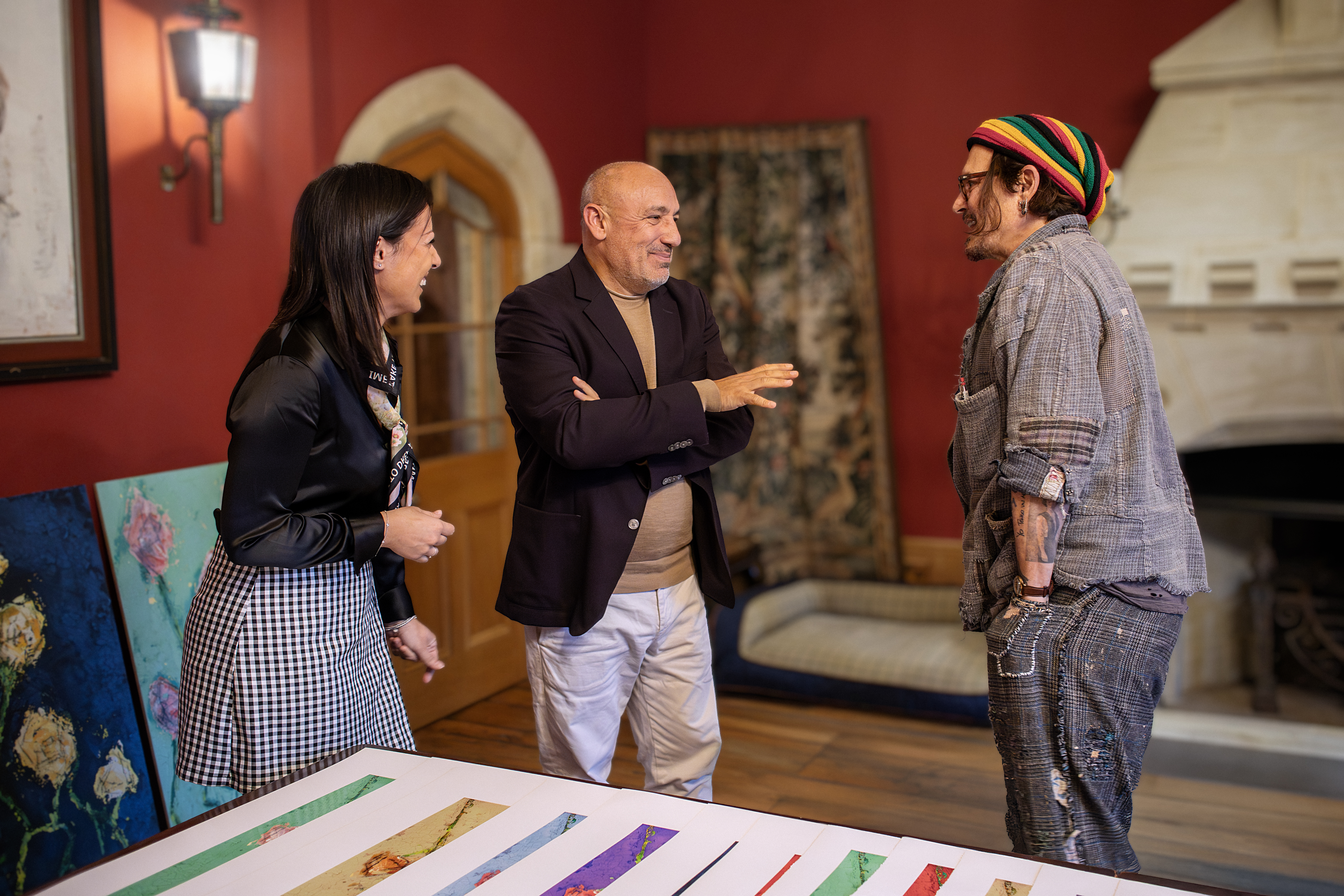 JOHNNY DEPP ARRIVE EN ITALIE AVEC DEODATO ARTE ET SON UNIVERS VISUEL À DÉCOUVRIR