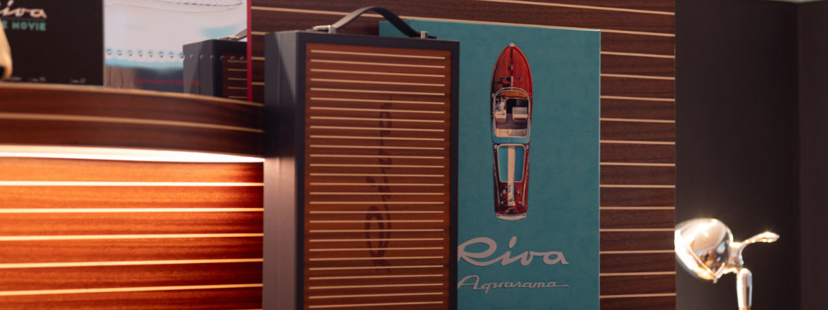 La première boutique Riva dans les espaces de la galerie Deodato Arte