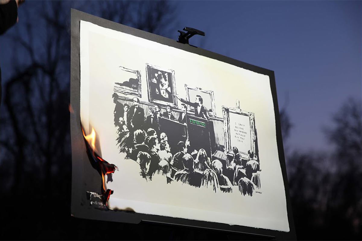 Une œuvre de Banksy brûlée et transformée en art cryptographique