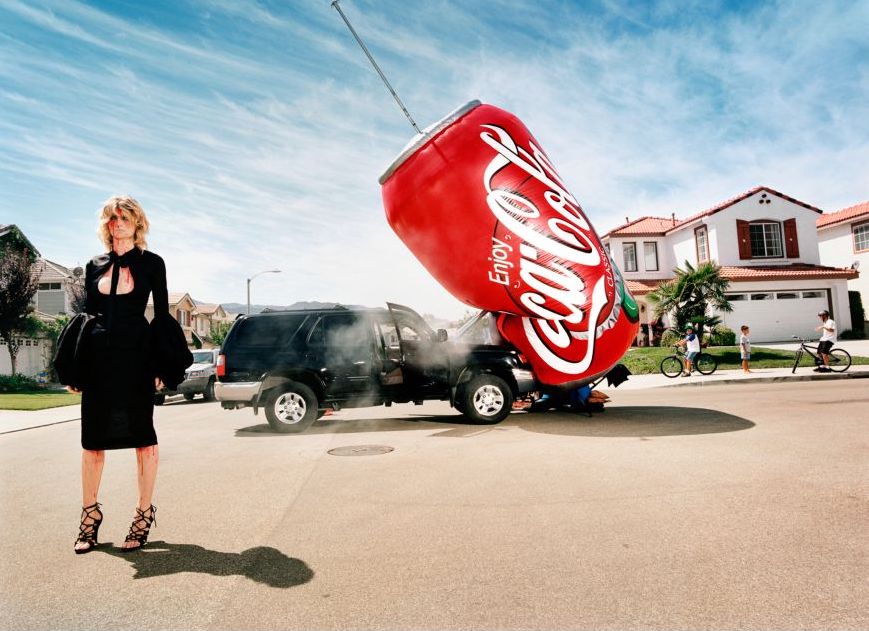 Le Rêve Américain à Travers l'Objectif de David LaChapelle : Un Examen Critique
