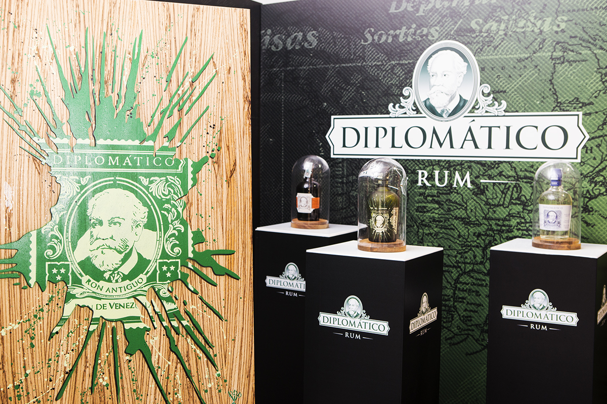 Mr. Savethewall x Rum Diplomatico : une collection capsule incontournable
