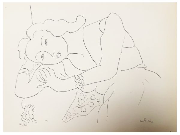 Lying woman