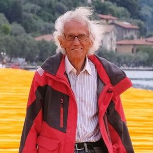 Christo: Œuvre en vente en ligne avec prix et valeur Christo: Œuvre en vente en ligne avec prix et valeur